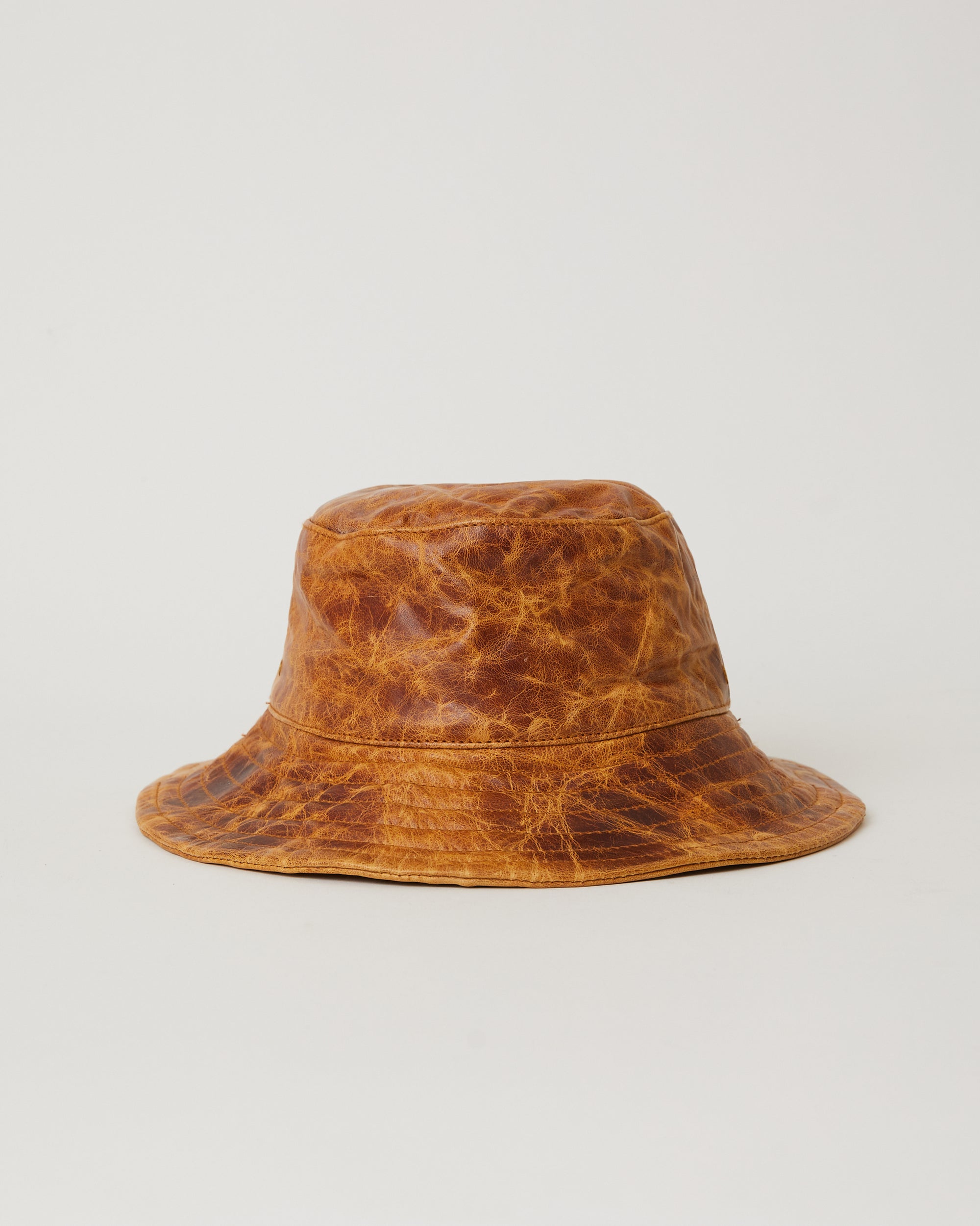 CALI LEATHER BUCKET HAT WASHED (FINAL SALE)